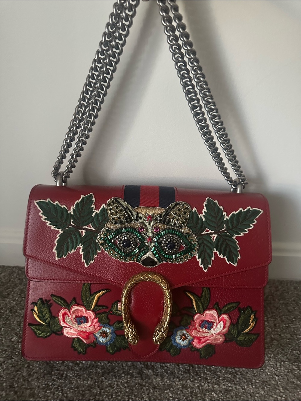 Gucci Dionysus Red Embroidered Leather Shoulder Bag with Chain Strap